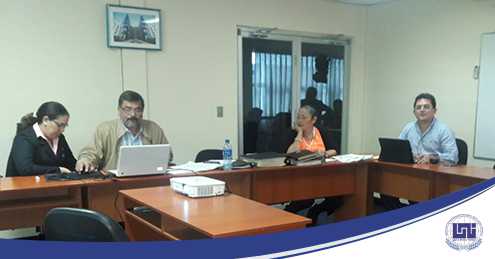DIRECCIÓN DE POSGRADO PRESENTA AVANCES ACADÉMICOS AL PIEAU