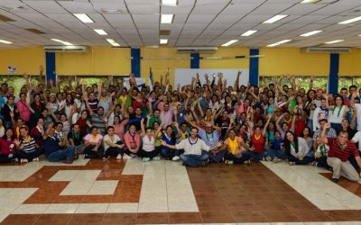 Desarrollo Exitoso del Seminario de Coaching y Team Building aplicando el Neuroliderazgo